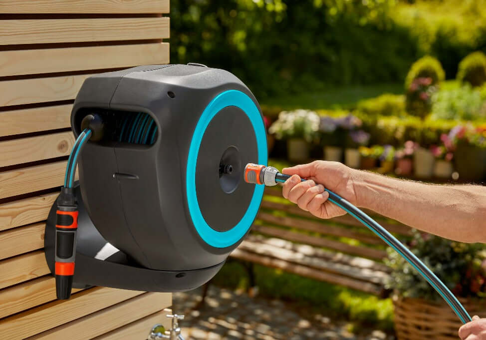 Gardena 15m Wall-Mounted Hose Box RollUp Automatic