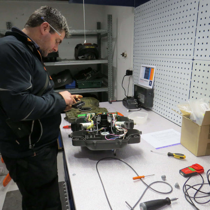 Automower repair workshop