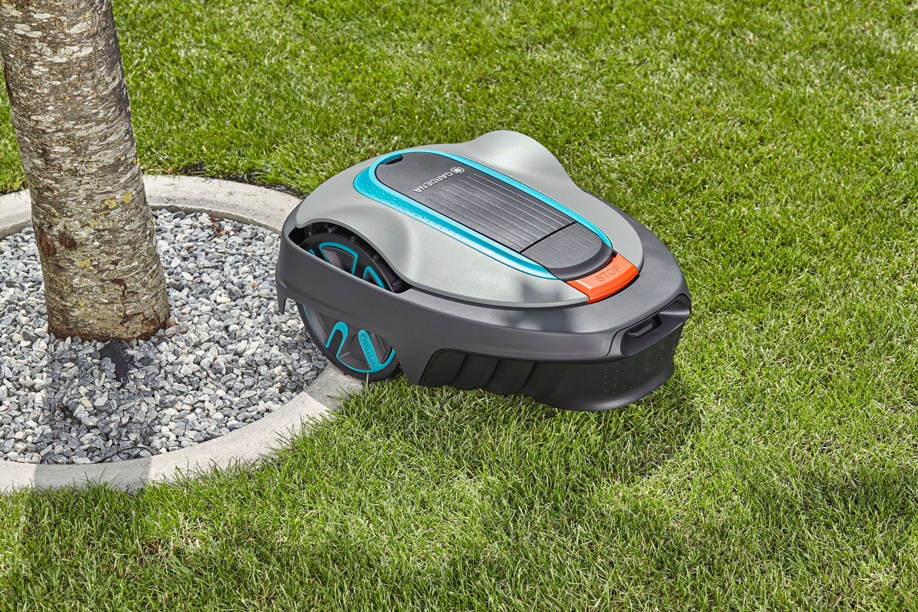 What's it like to have a robot lawn mower cutting your lawn?
